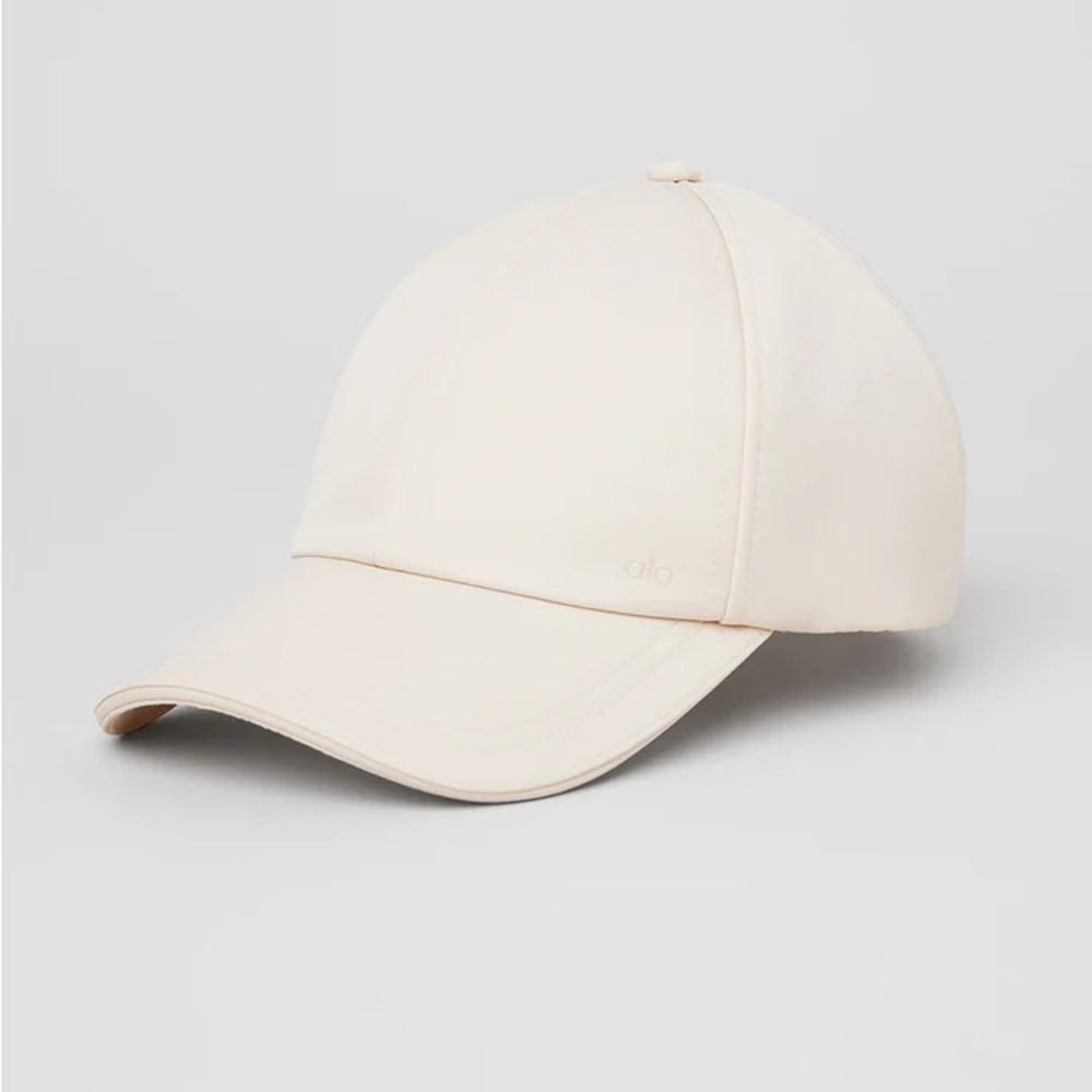 Alo Yoga Satin Off-Duty Cap